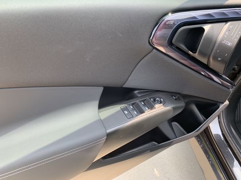 Certified 2025 BMW X3 xDrive30i w/ Premium Package image 13