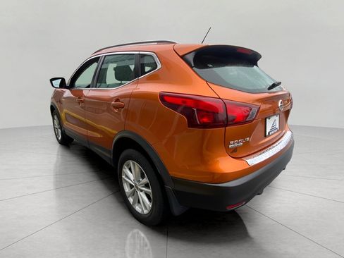 Used 2017 Nissan Rogue Sport SV w/ SV All-Weather Package AWD/4WD image 18