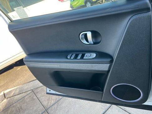 Certified 2023 Hyundai Ioniq 5 SEL image 18