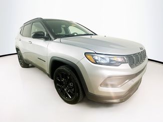 Certified 2023 Jeep Compass Altitude image 1