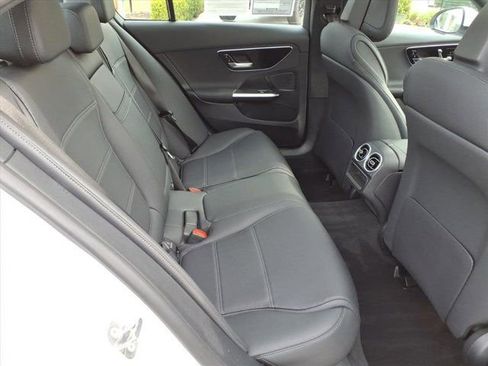 Used 2025 Mercedes-Benz C 300 4MATIC Sedan image 20
