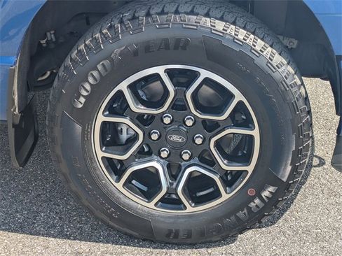 Certified 2022 Ford F150 Lariat w/ Equipment Group 502A High image 11