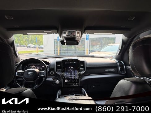 Used 2023 RAM 1500 Laramie AWD/4WD image 18
