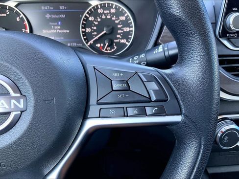 Used 2023 Nissan Altima 2.5 SV FWD image 25