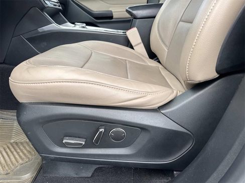 Used 2020 Ford Explorer Limited image 26