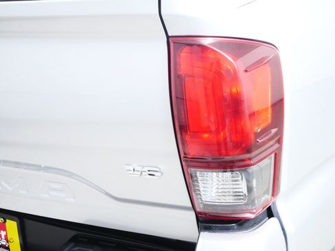 Used 2023 Toyota Tacoma SR5 image 17