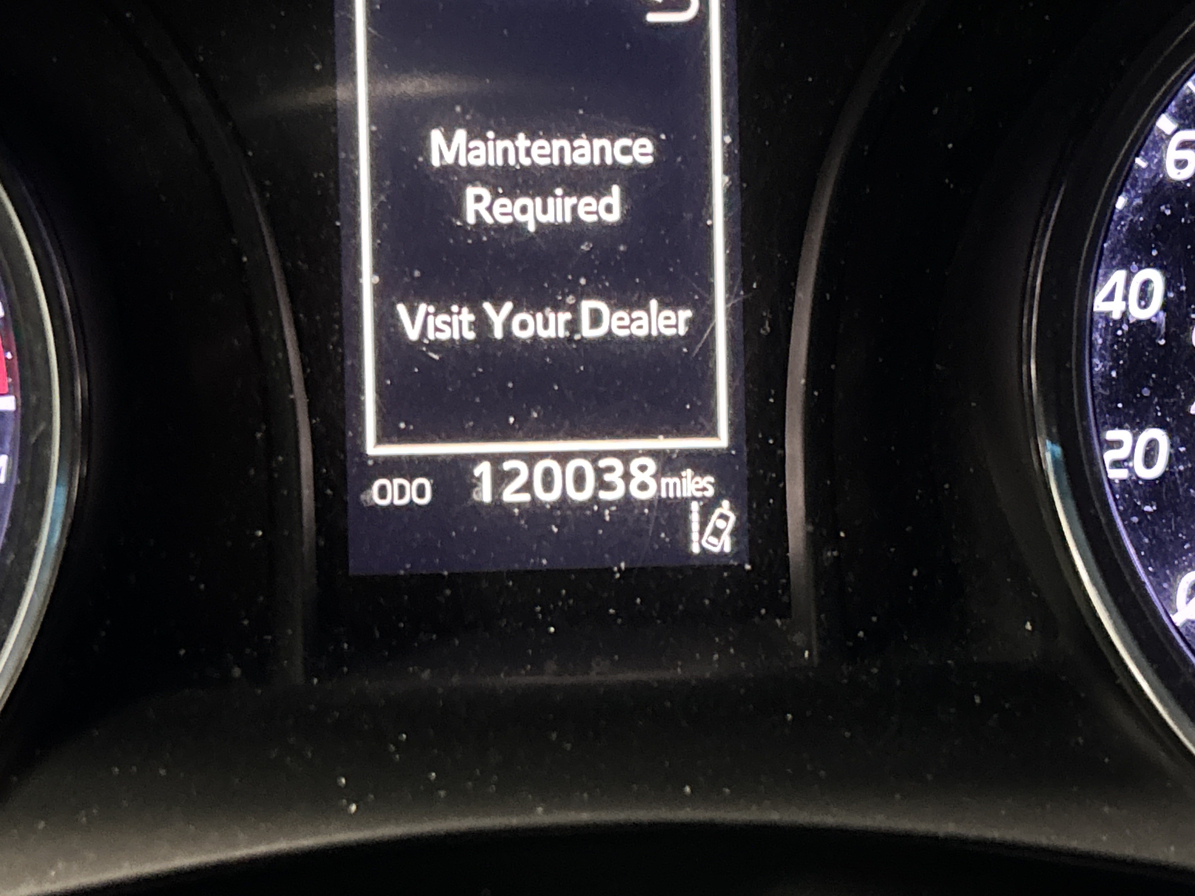 Used 2019 Toyota Camry SE FWD image 11