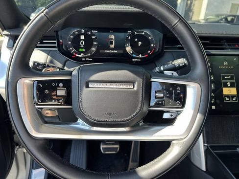 Used 2025 Land Rover Range Rover SE AWD/4WD image 21