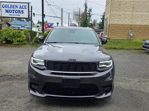 Used 2018 Jeep Grand Cherokee SRT AWD/4WD image 2