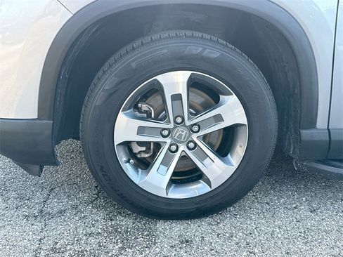 Used 2023 Honda Pilot EX-L image 18