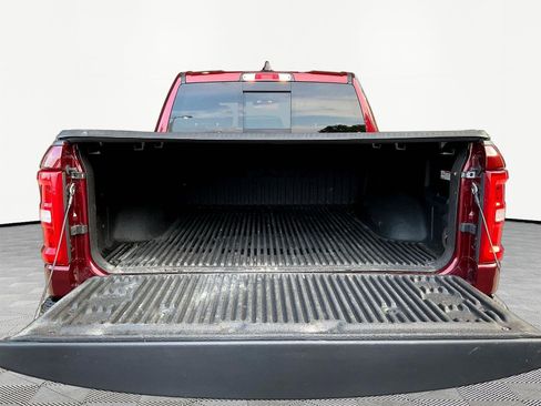 Used 2025 RAM 1500 Big Horn AWD/4WD image 7