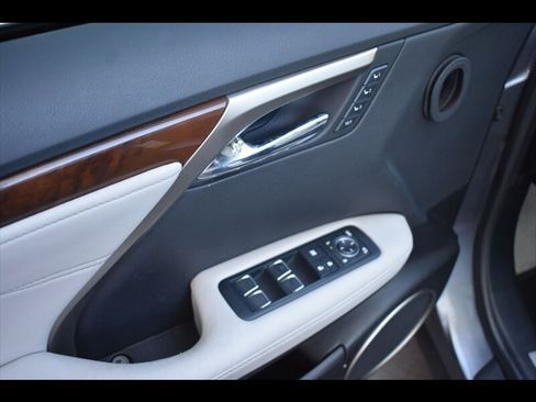 Used 2017 Lexus RX 350 FWD image 19