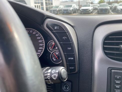 Used 2006 Chevrolet Corvette Coupe w/ Preferred Equipment Group image 16