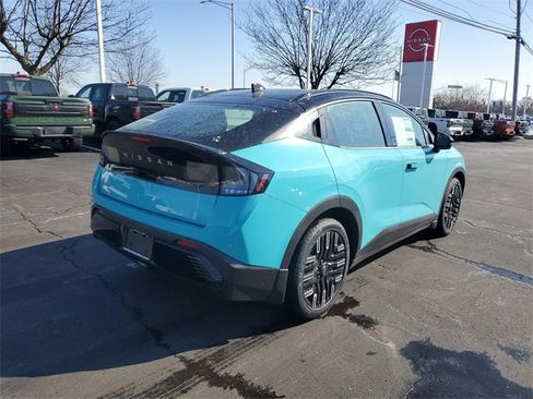 New 2026 Nissan Leaf Platinum+ w/ Cargo Package (Platinum+) image 7