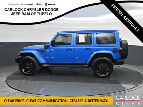 Used 2022 Jeep Wrangler Sahara image 9