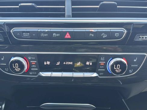 Used 2018 Audi Q7 3.0T Prestige w/ Prestige Package AWD/4WD image 14