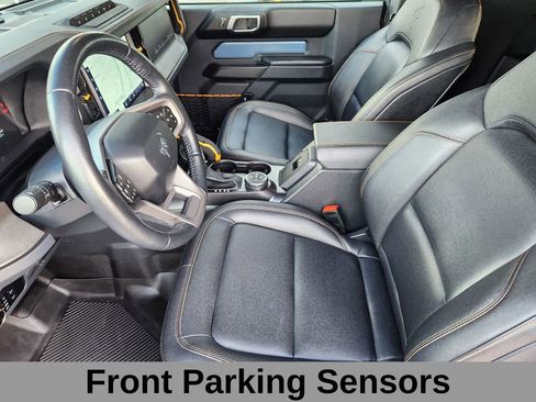 Used 2024 Ford Bronco Badlands image 10