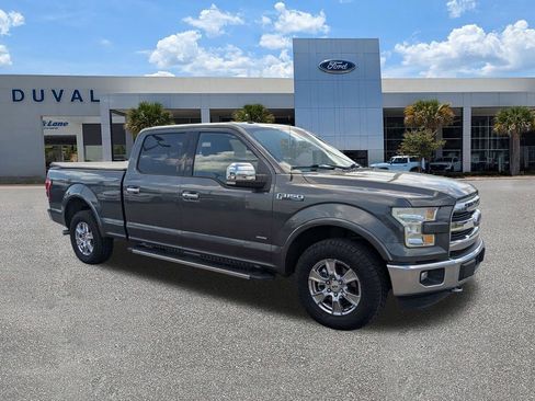 Used 2016 Ford F150 Lariat image 2