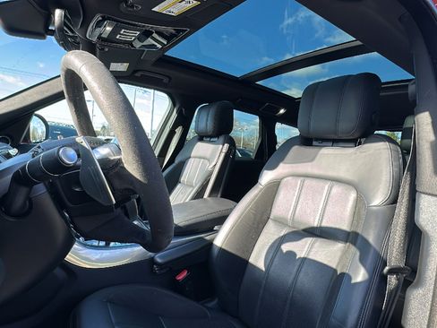 Used 2021 Land Rover Range Rover Sport HST image 14