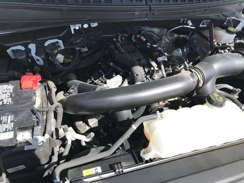 Used 2024 Ford Expedition Limited AWD/4WD image 22