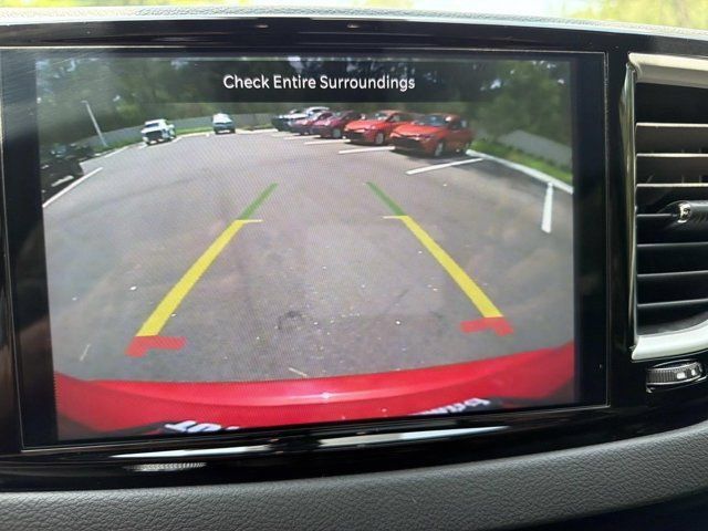 Used 2025 Chrysler Pacifica Select FWD image 27