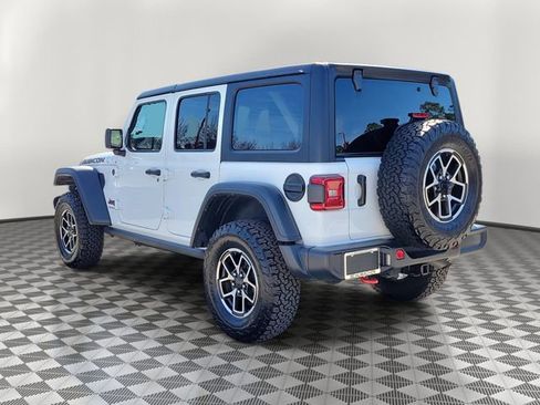 Used 2024 Jeep Wrangler Rubicon image 8