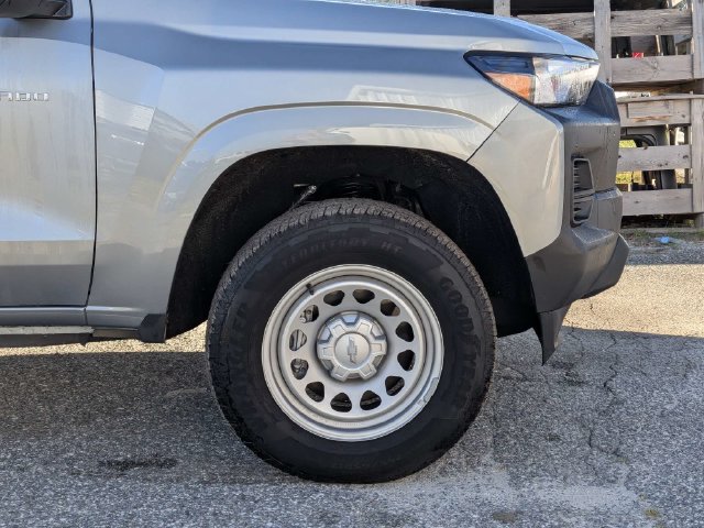 Used 2026 Chevrolet Colorado W/T RWD image 8