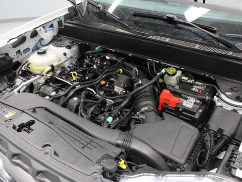 Certified 2024 Ford Maverick XLT w/ Equipment Group 300A Standard AWD/4WD image 12