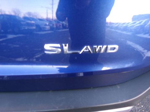 Used 2023 Nissan Rogue SL image 59