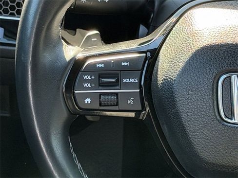Used 2025 Honda Civic Sport image 12