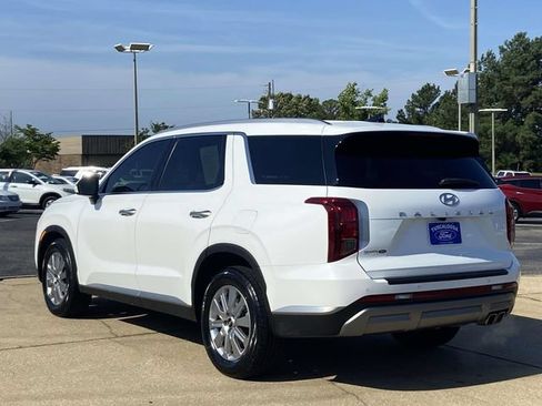 Used 2024 Hyundai Palisade SEL FWD image 4
