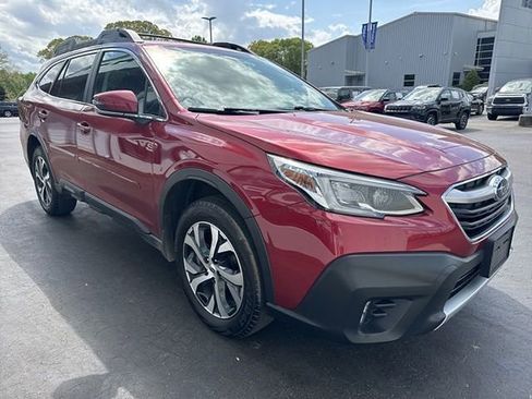Used 2021 Subaru Outback Limited image 5