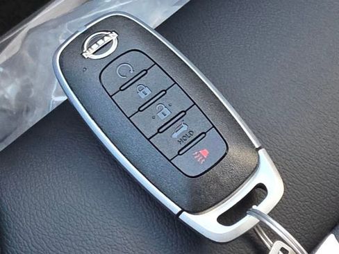 New 2026 Nissan Murano SV image 29