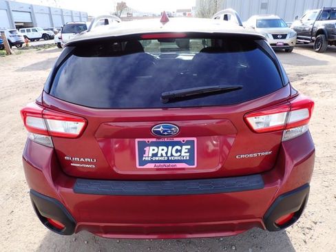Used 2018 Subaru Crosstrek 2.0i Premium AWD/4WD image 3