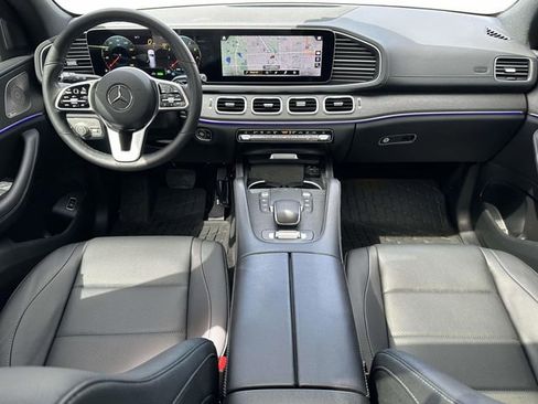 Used 2022 Mercedes-Benz GLS 450 4MATIC image 13