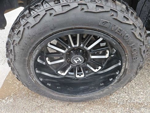 Used 2013 Nissan Titan SV w/ SV Value Truck Pkg AWD/4WD image 31