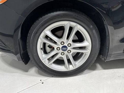 Used 2018 Ford Fusion S FWD image 4