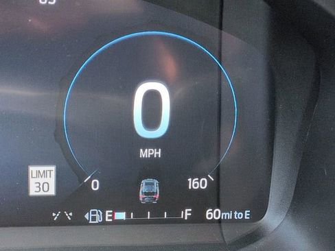 New 2025 Ford Explorer Active image 31