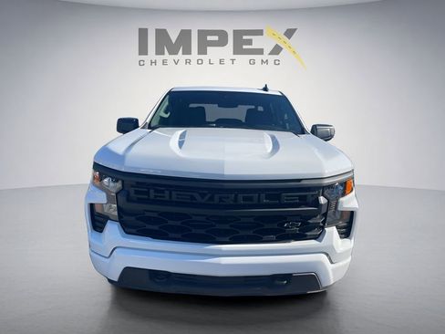 Used 2025 Chevrolet Silverado 1500 Custom w/ Turbomax Blackout Package AWD/4WD image 8
