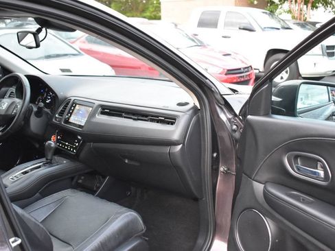 Used 2021 Honda HR-V EX-L image 15
