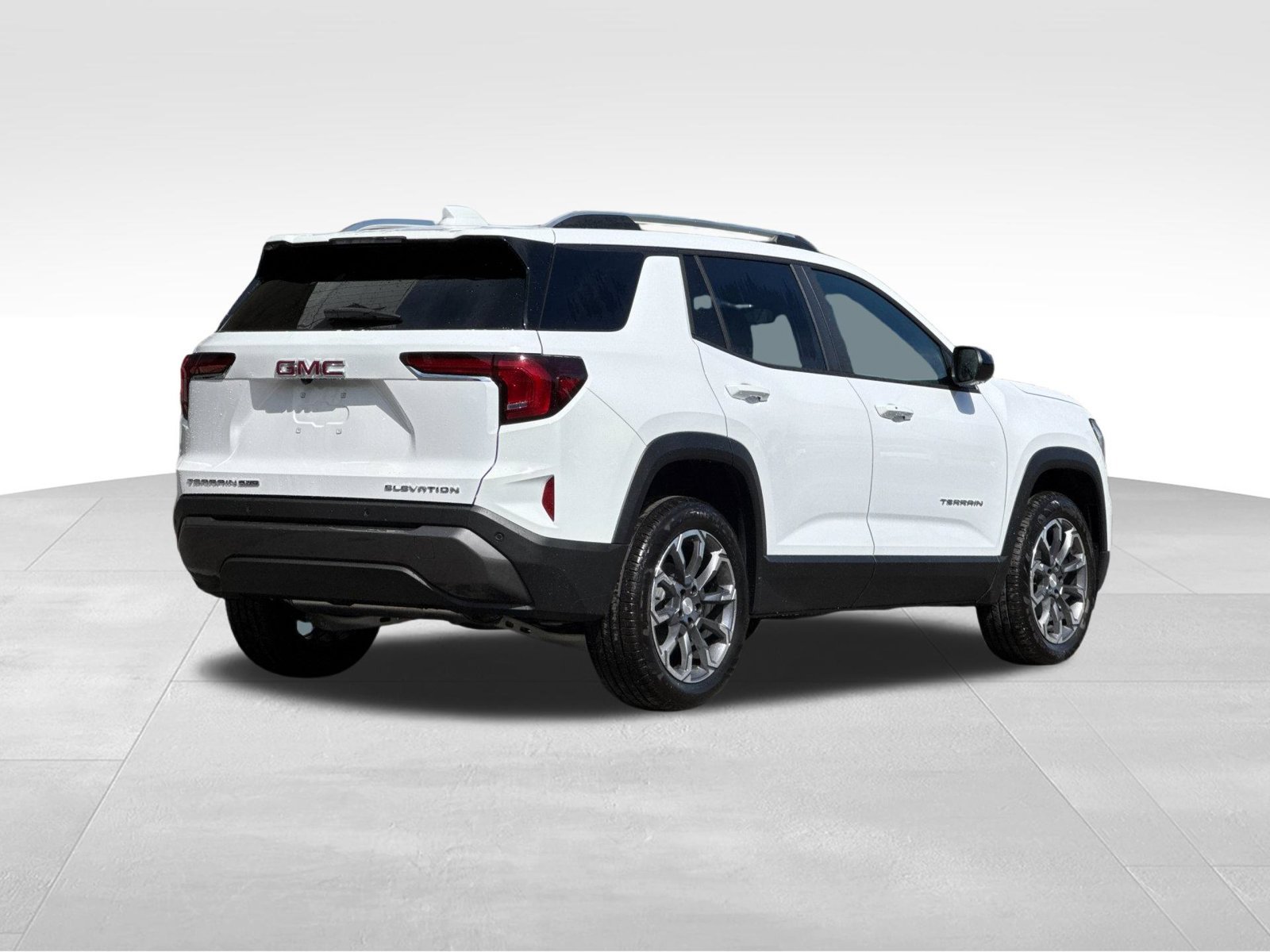New 2027 GMC Terrain Elevation w/ Elevation Premium Package AWD/4WD image 3