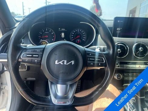 Used 2022 Kia Stinger GT-Line AWD/4WD image 13