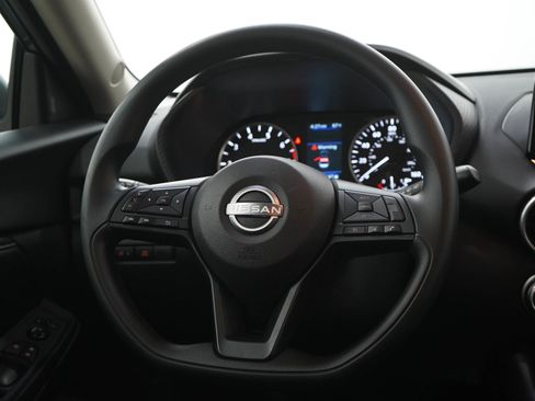 Used 2025 Nissan Sentra S FWD image 15