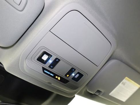 Used 2023 Ford Explorer Limited image 27