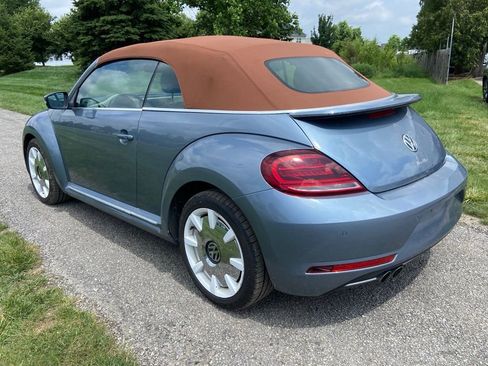 Used 2019 Volkswagen Beetle 2.0T Final Edition SEL FWD image 3