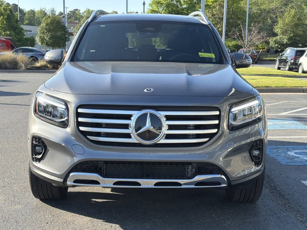 Used 2026 Mercedes-Benz GLB 250 4MATIC image 8