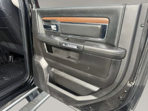 Used 2014 RAM 3500 Laramie AWD/4WD image 39
