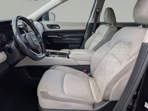 Used 2022 Nissan Pathfinder SV FWD image 18