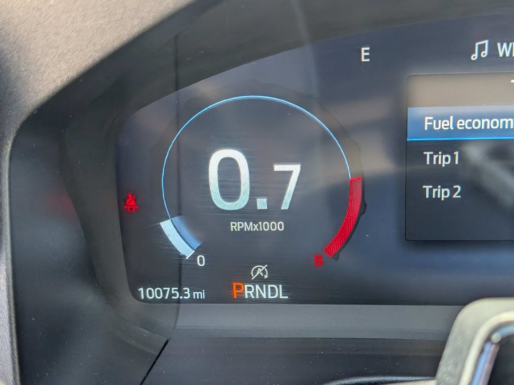Certified 2025 Ford Explorer Platinum RWD image 31