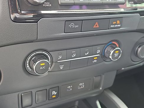 Certified 2024 Nissan Frontier SV w/ Technology Package RWD image 23